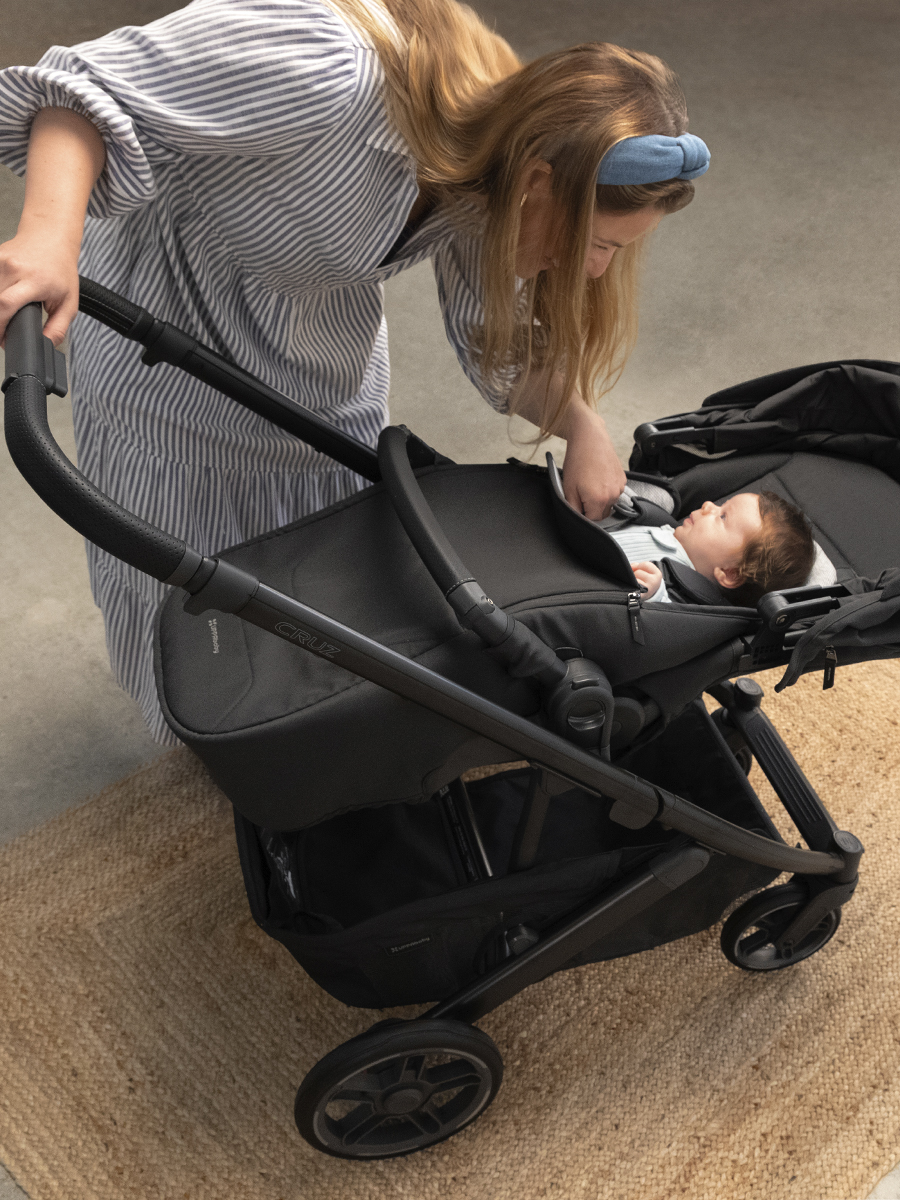 картинка Чехол-покрытие на детскую коляску UPPAbaby Cruz V3 JAKE
