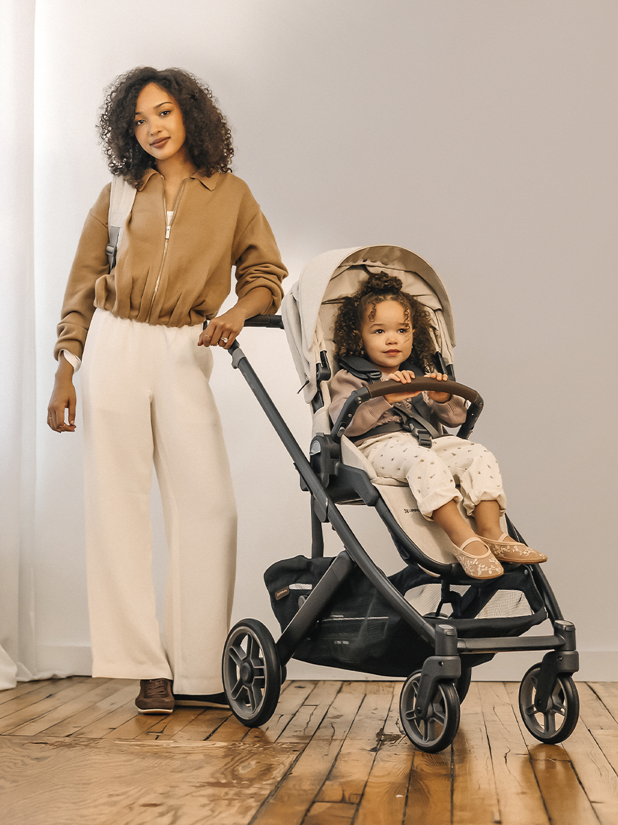 картинка Детская прогулочная коляска UPPABABY CRUZ V3 (Цвет - Ada)